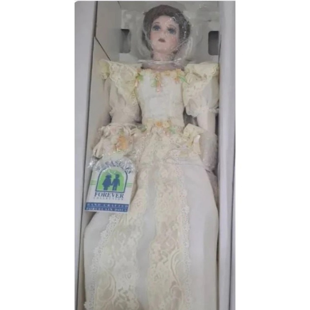 Vtg Treasures Forever Collection By William Tung Porcelain Adeline Bride Doll